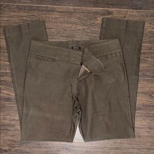 Straight Leg Dress Pants in Olive Brown